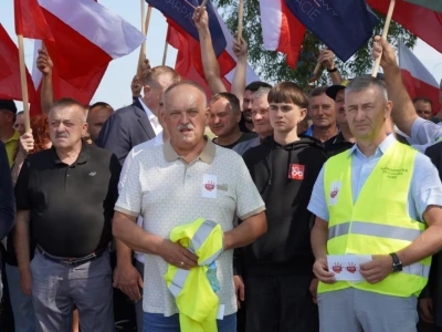 Protest rolników w Medyce! Rolnicy mają dość niskich cen skupu i problemów ze sprzedażą ziarna