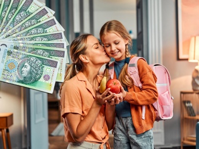 Setki złotych zostają w kieszeni. Uważaj na ukrytą opłatę w szkole