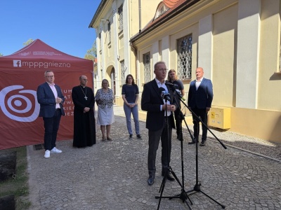 Czy na gnieźnieńskim Wzgórzu Lecha odkryto książęce palatium?