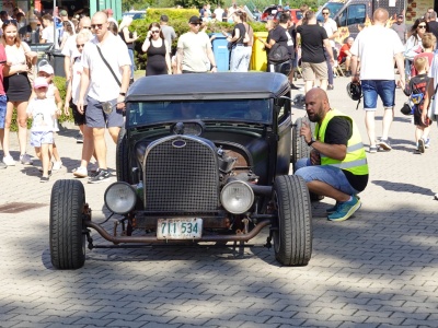 Oldtimer & Youngtimer Fest Komorniki 2025 – ponad 500 klasyków pod Poznaniem!