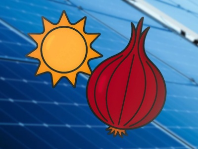 Chcesz trwalsze panele słoneczne? Smaruj je... cebulą