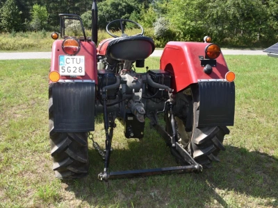 Starszy ciągnik jak nowy. Ten wynalazek podwaja prędkość WOM