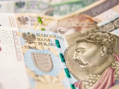 Ekstra pensja przed emeryturą. Jak dostawać z giełdy 