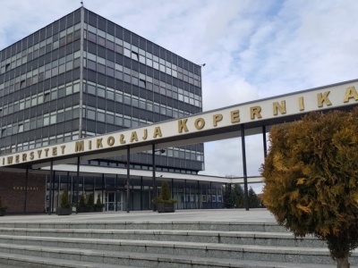 Kursy dla aktywnych na rynku pracy na UMK. Uczelnia otwiera Uniwersytet Otwarty