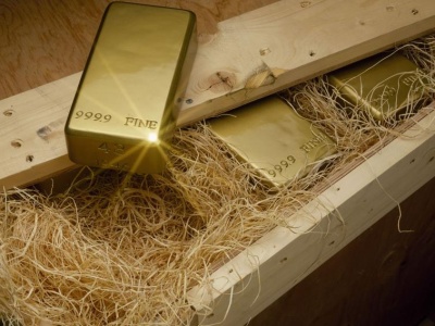 Złoto popularniejsze od obligacji. „Najlepsza bezpieczna przystań”, Chiny kupują bez przerwy