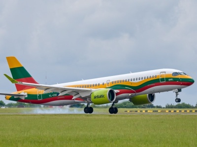 airBaltic przywrócił część lotów do Krakowa