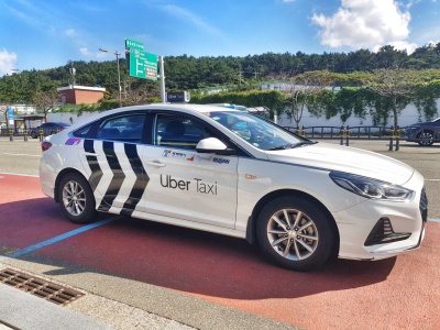 Polska może być następna. Uber testuje robotaksówki u naszych sąsiadów