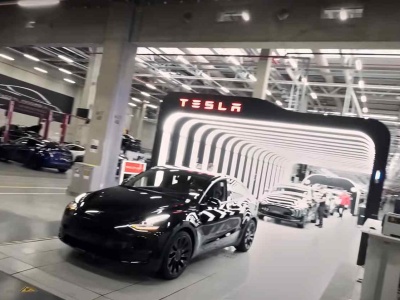 Tesla ma poważne kłopoty. Tak źle nie było od ośmiu lat!