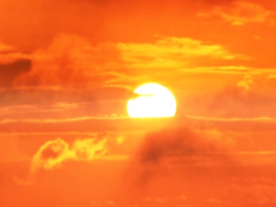 Nowa technologia solarna zrobi furorę. Działa lepiej, gdy jest gorąco