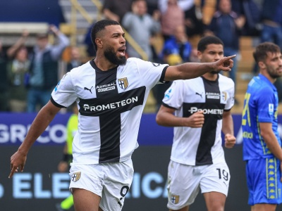 Oficjalnie: Napastnik z Serie A w Cracovii. Łączono go z Lechem Poznań