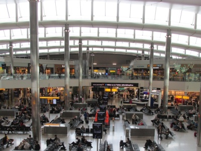 Akcja służb na lotnisku Heathrow. Pasażerowie ewakuowani