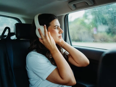 Muzyka łagodzi... chorobę lokomocyjną. Naukowcy są pewni