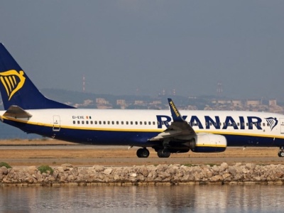 Awaryjne lądowanie samolotu z Gdańska. Problemy z GPS, winna Rosja?