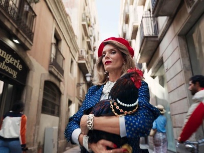 Nowy luksusowy DS N°8 – kampania reklamowa „Francuzi poszli za daleko”