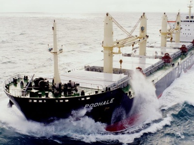 Żegluga przyspieszy dekarbonizację po 2030 roku. LNG, metanol i amoniak w centrum uwagi