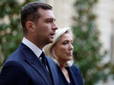 Francja: prawica idzie po władzę, „elity” szykują przewrót?