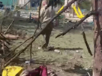 Uwaga: (+18) Kilkudziesięciu emerytów stało w kolejce po wypłaty gdy nagle…. (WIDEO)