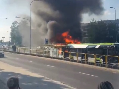 Pożar autobusu komunikacji miejskiej w Olsztynie
