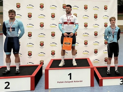 Sukces kolarzy z Daleszyc w Pruszkowie