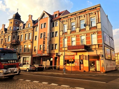 Okno grozy spadło z 3. piętra