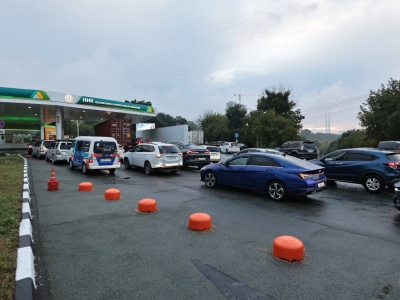 Eksport ropy spada, benzyny brakuje. Rosja w paliwowym kryzysie