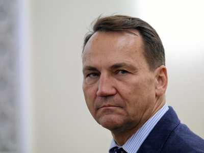 Sikorski pytany o flotyllę płynącą z pomocą humanitarną do Gazy. 