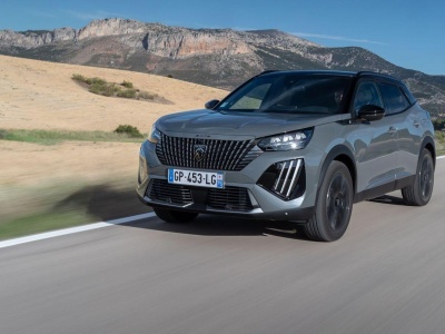 Ile kosztuje używany Peugeot 2008 II. Styl, komfort i niski przebieg