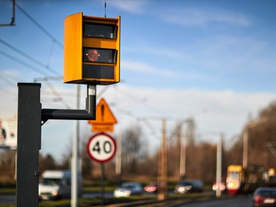 Trzy nowe fotoradary na popularnych trasach wakacyjnych Polaków