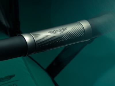 Luksus od małego? Czemu nie! Aston Martin ma dobre nowiny dla dzieci i… ojców