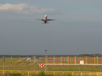 Samoloty przekierowane do Pyrzowic po zamknięciu nieba nad wschodnią Polską