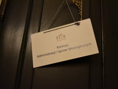 Komisja przyjęła mieszkaniówkę. Zasady zwrotu otrzymanej pomocy finansowej do zmiany