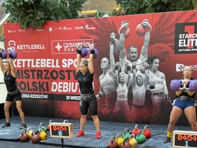Odważniki kulowe w Galerii Rzeszów! Mistrzostwa Polski Kettlebell Sport
