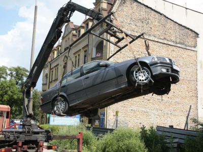 Stłuczka podczas holowania. Zdziwisz się, kto zostanie bez odszkodowania