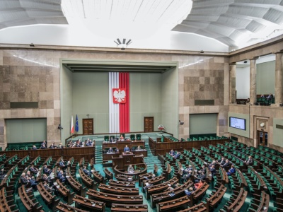 Dobro Polaków? Dla PiS ważniejsze jest dobro deweloperów