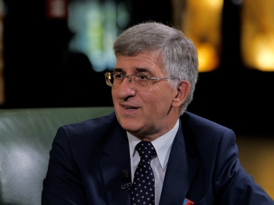 Prezes ZUS ostrzega ws. 800+ dla cudzoziemców. 