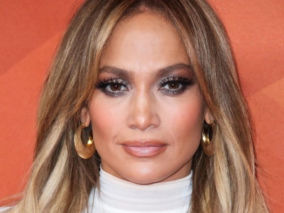 Jennifer Lopez i Beyoncé nosiły je w latach 2000. Teraz wracają i są hitem Instagrama