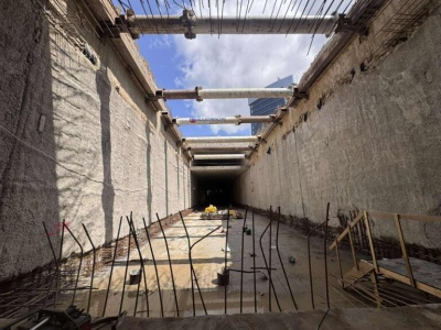 Poważny wypadek na budowie Tramwaju do Mistrzejowic. Ciężarówka potrąciła robotnika