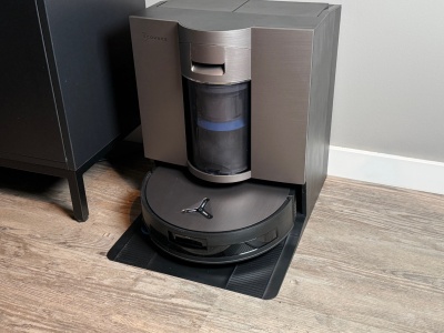 Odkurzacz automatyczny z rolką do mopa i szybkim ładowaniem, ale bez worka na kurz: Recenzja Ecovacs Deebot X11 OmniCyclone