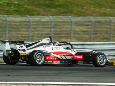Michalina Sabaj zakończyła sezon w Formule 4 i celuje w awans do F1 Academy
