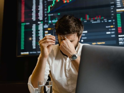 To była jedna z najjaśniejszych gwiazd GPW w ostatnim czasie. Kurs spółki totalnie się załamał