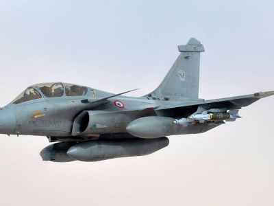 Francja wysyła myśliwce do Polski. Emmanuel Macron: 