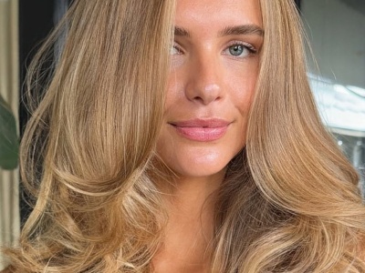 Idealny blond na chłodne miesiące. To tonacja, która rozświetli jesienne stylizacje