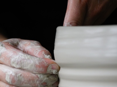 Wystawa polskiego plakatu i instalacja Alicji Patanowskiej w Victoria & Albert Museum na London Design Festival 2025