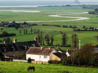 Rewolucja w planowaniu przestrzennym. Co rolnik będzie mógł budować po 2026 roku?