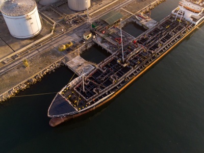 Kluczowy rosyjski port naftowy zaatakowany. Dziesiątki dronów w akcji