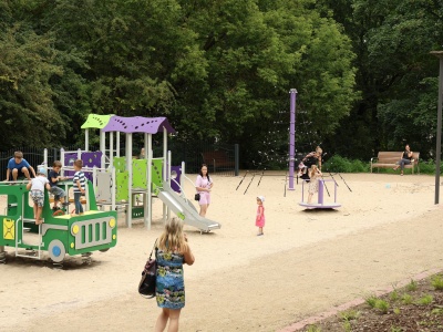 Poszła z dzieckiem na plac zabaw i zdębiała. 