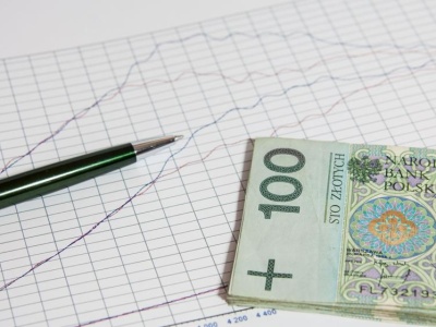 Polacy odwrócili się od obligacji? Skarb sprzedał prawie połowę mniej niż rok temu