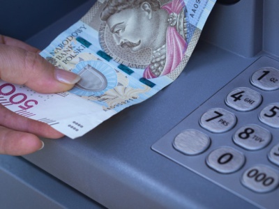 Chorobowe, macierzyńskie, rehabilitacyjne. Co z pieniędzmi gdy firma upada?