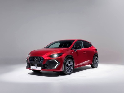 Rewolucja w segmencie B! Nowe Renault Clio zrywa z przeszłością, ma system Google i rekordowo oszczędną hybrydę.