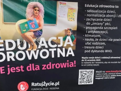 Kontrowersyjny baner poruszył opinię publiczną